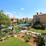 Apartments Miriana