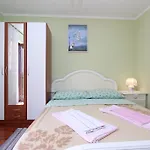 Apartments Miriana